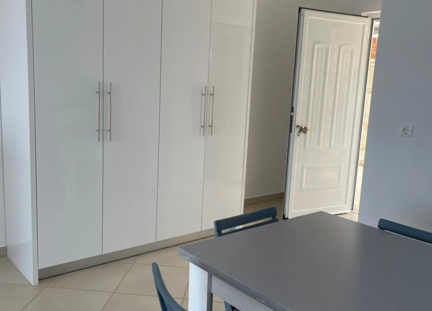 Appartamento Qeparo Andrea Markou Rooms