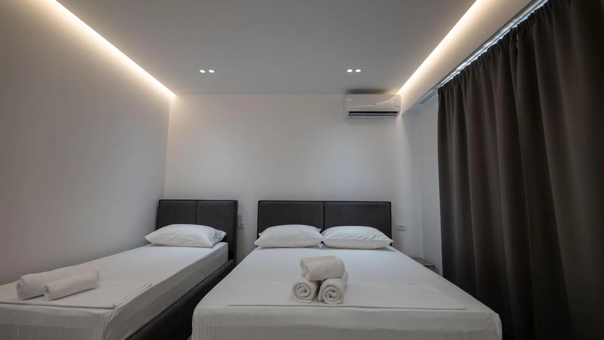 Qeparo Andrea Markou Rooms
