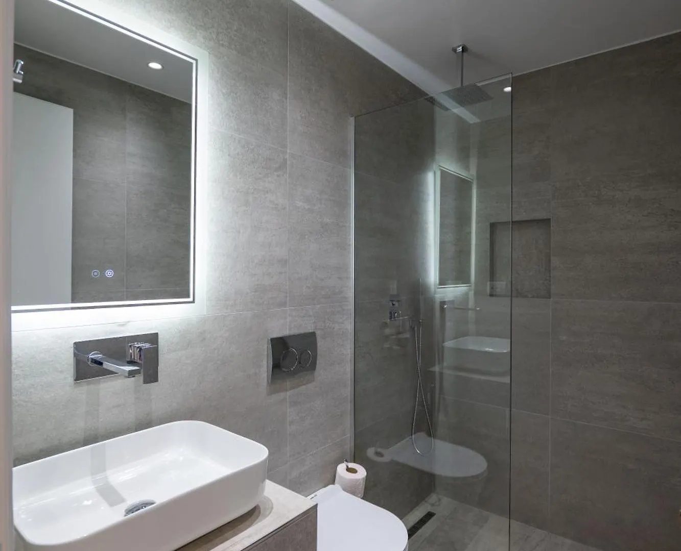 Qeparo Andrea Markou Rooms